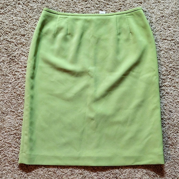 Sag Harbor Spring skirt set Size 12P Colors lime,black,pink,turquoise - Picture 12 of 15